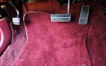 Cadillac-coupe-deville-1989-red-16