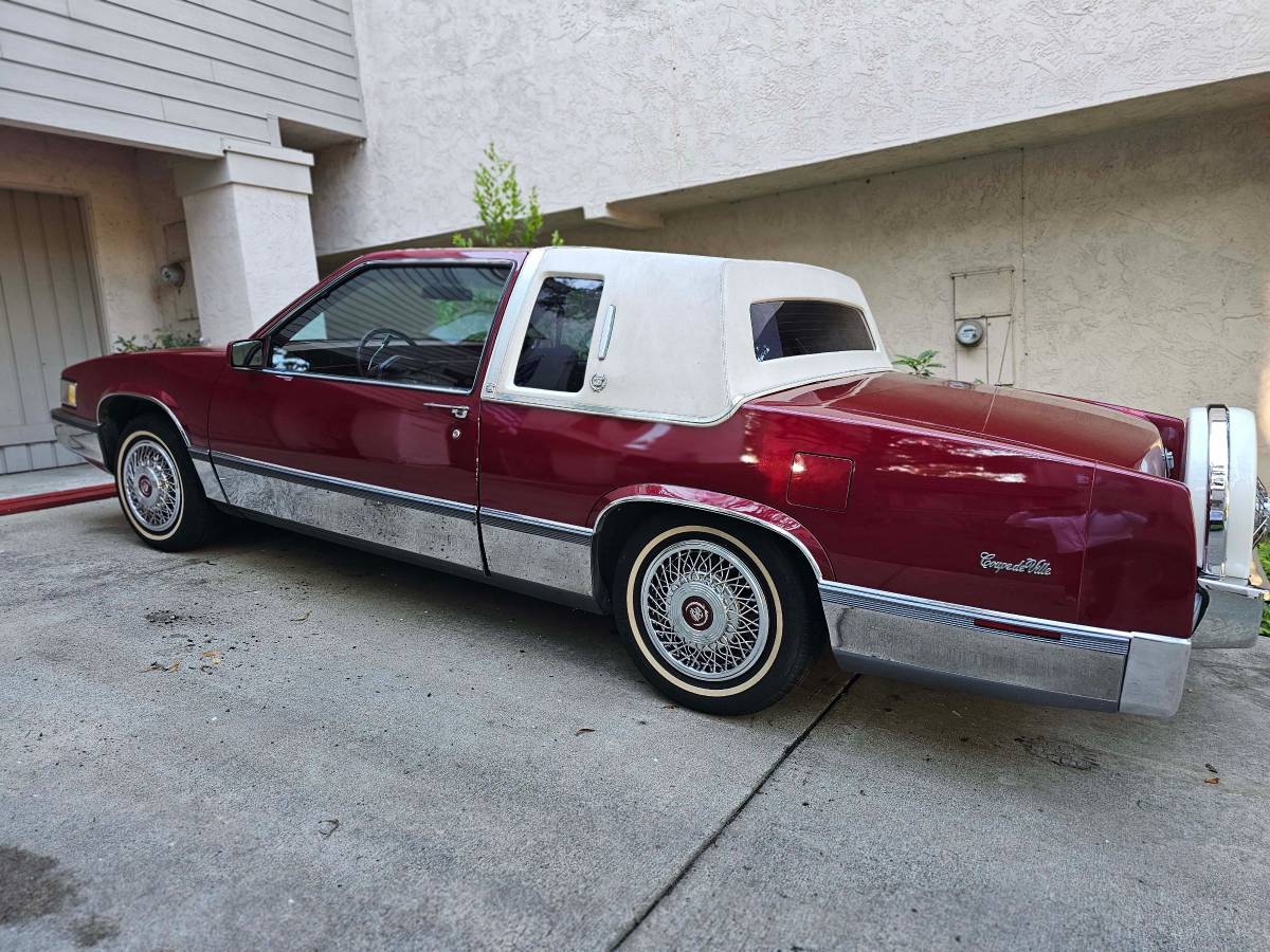 Cadillac-coupe-deville-1989-red-5