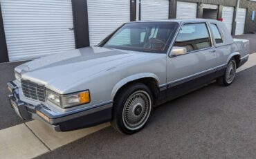 Cadillac-coupe-deville-1991-2