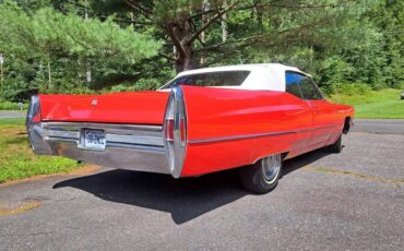 Cadillac-coupe-deville-convertible-1968-red-2