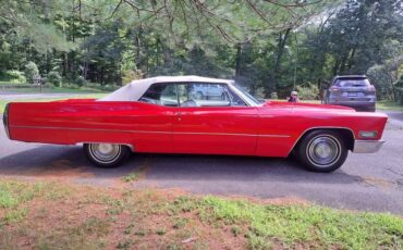 Cadillac-coupe-deville-convertible-1968-red-4