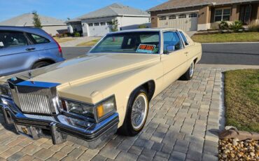 Cadillac-coupe-deville-delegence-1979-yellow-1