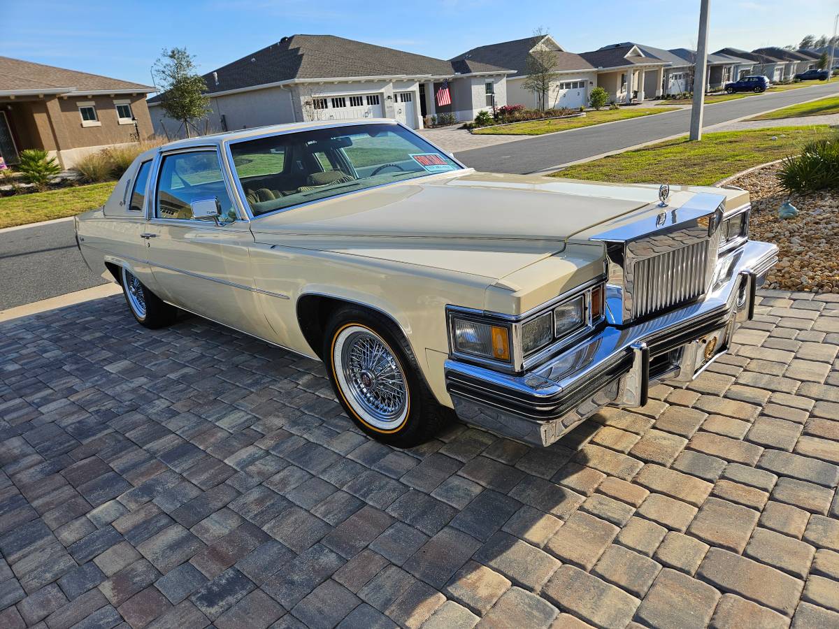 Cadillac-coupe-deville-delegence-1979-yellow-2