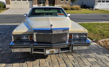 Cadillac-coupe-deville-delegence-1979-yellow