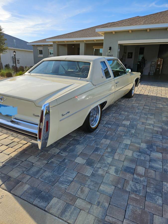 Cadillac-coupe-deville-delegence-1979-yellow-4