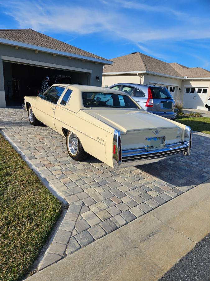 Cadillac-coupe-deville-delegence-1979-yellow-5