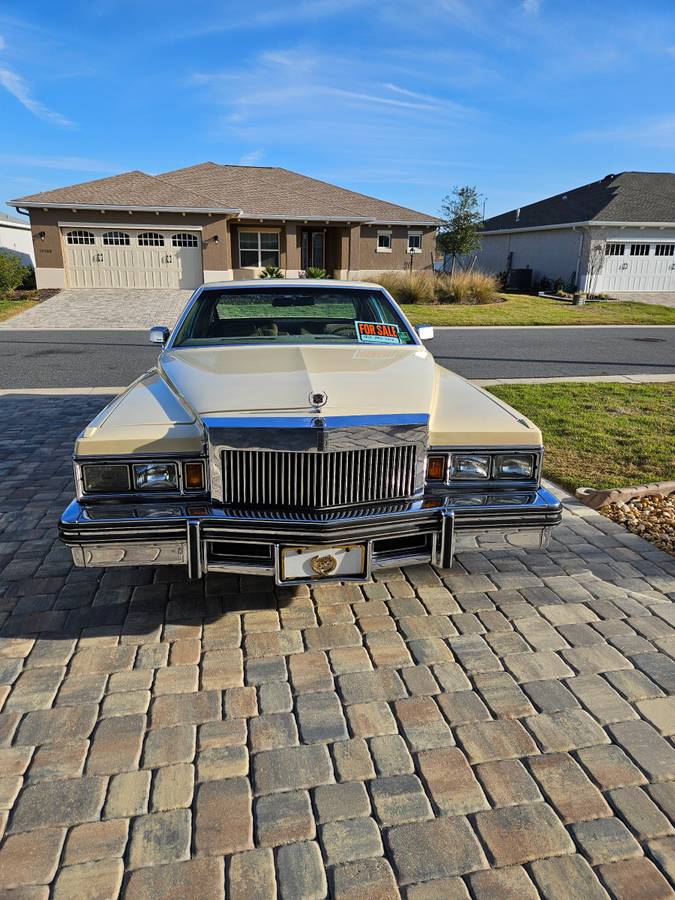 Cadillac-coupe-deville-delegence-1979-yellow