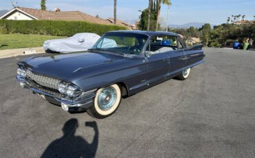 Cadillac-deville-1961-blue-11