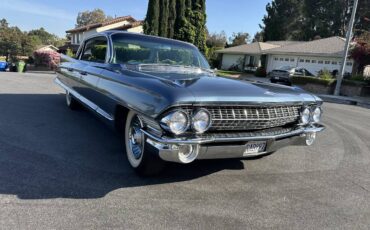 Cadillac-deville-1961-blue-12