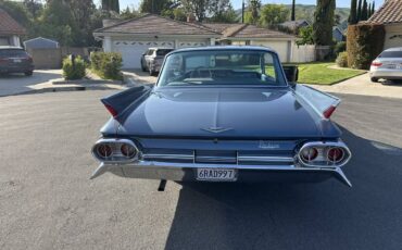 Cadillac-deville-1961-blue-14