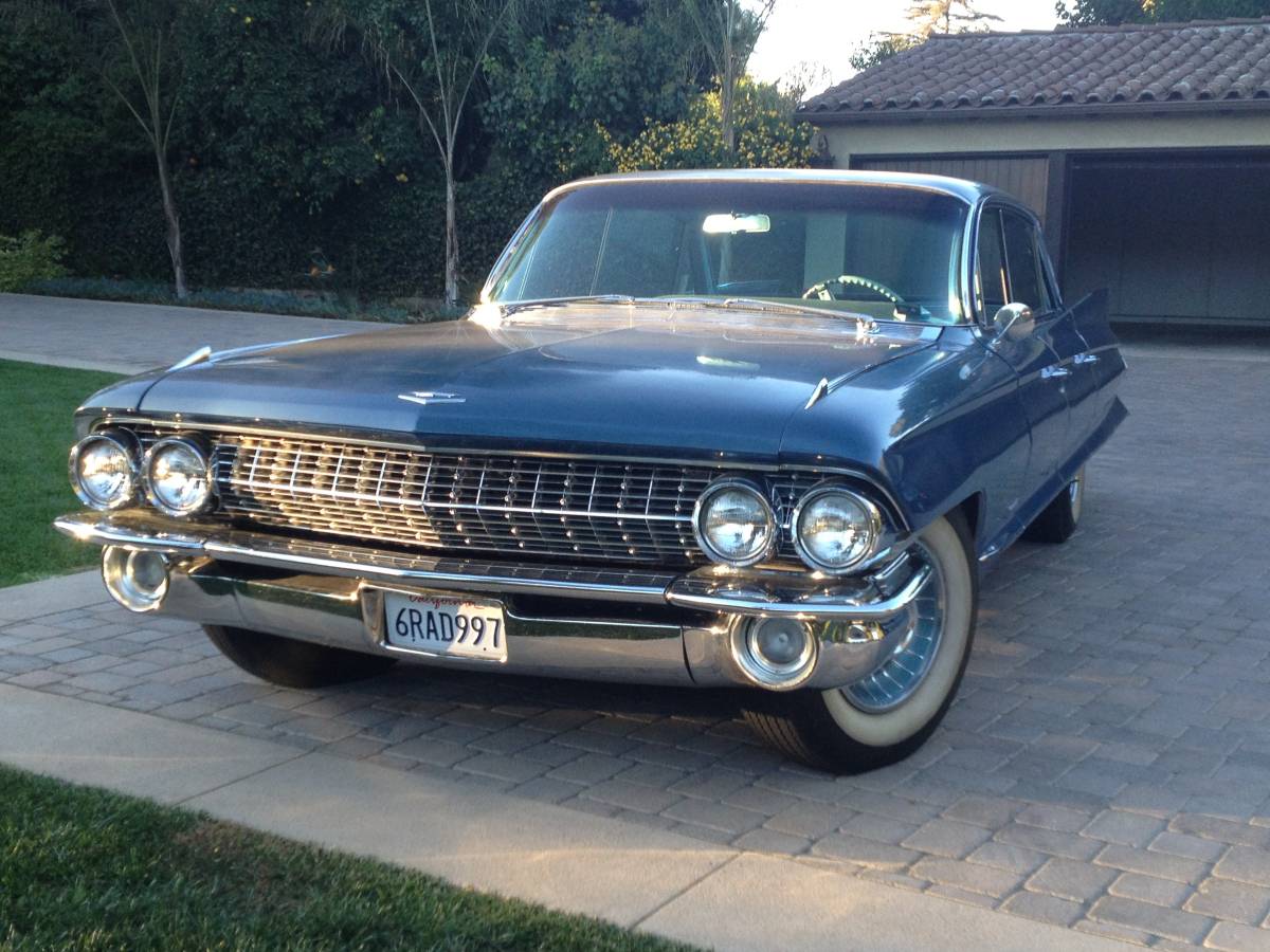 Cadillac-deville-1961-blue-2