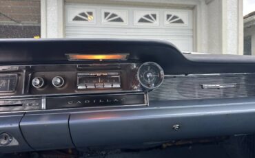 Cadillac-deville-1961-blue-9