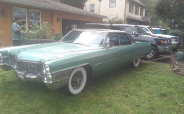 Cadillac-deville-1965-green