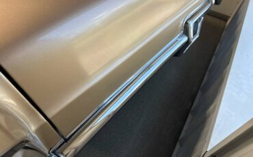Cadillac-deville-1966-custom-14