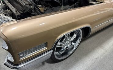 Cadillac-deville-1966-custom-6