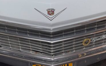 Cadillac-deville-1966-white-3