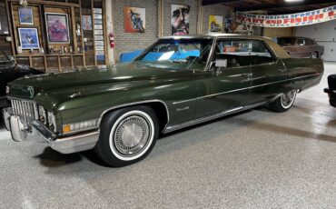 Cadillac-deville-1971-green-1