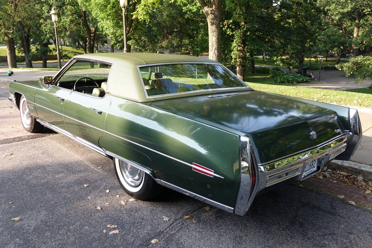 Cadillac-deville-1971-green-18