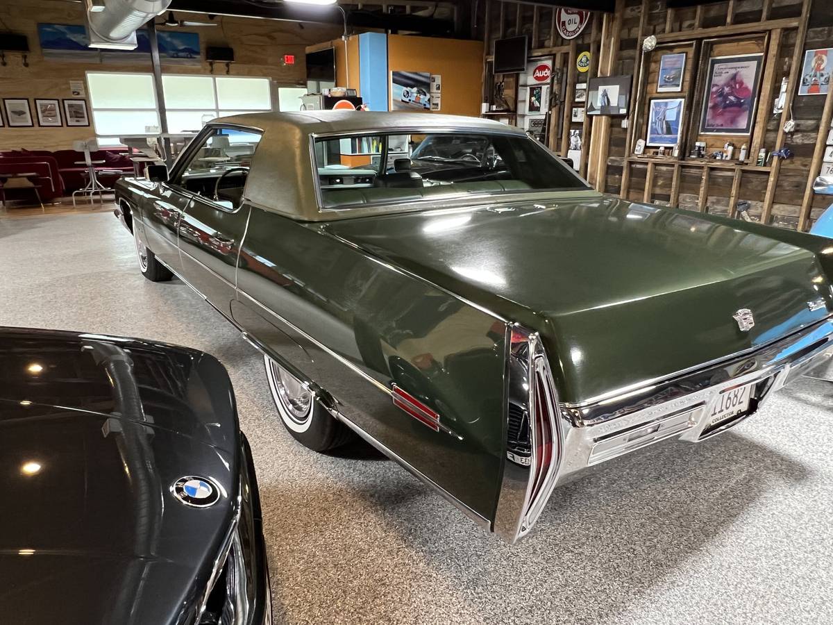Cadillac-deville-1971-green-6