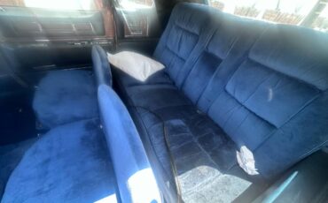 Cadillac-deville-1975-black-11