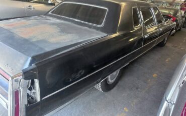 Cadillac-deville-1975-black-2