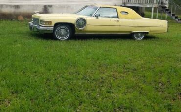 Cadillac-deville-1976-yellow-2
