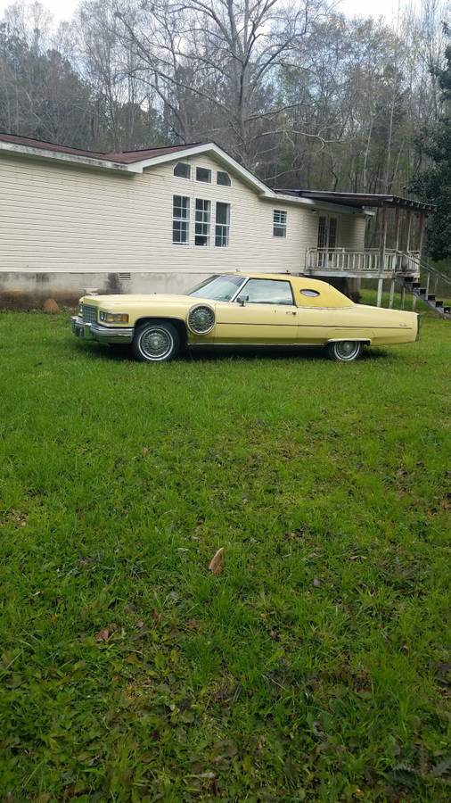 Cadillac-deville-1976-yellow-2