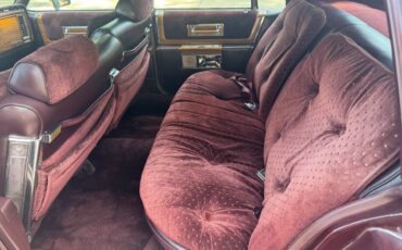 Cadillac-deville-1981-custom-9