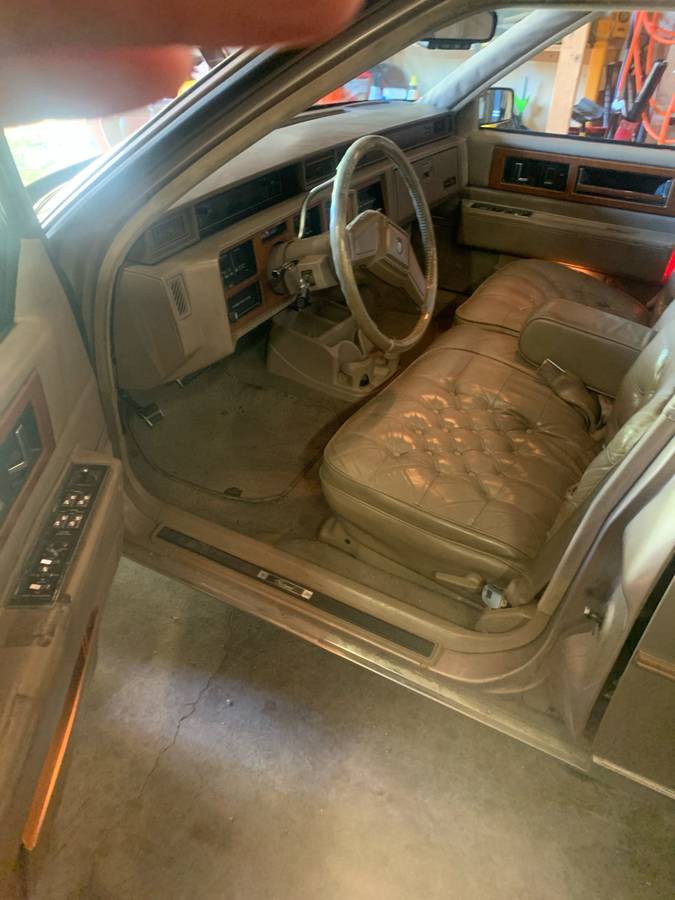 Cadillac-deville-1988-brown-5