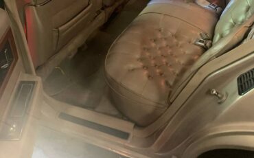 Cadillac-deville-1988-brown-6