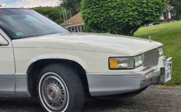 Cadillac-deville-1989-white