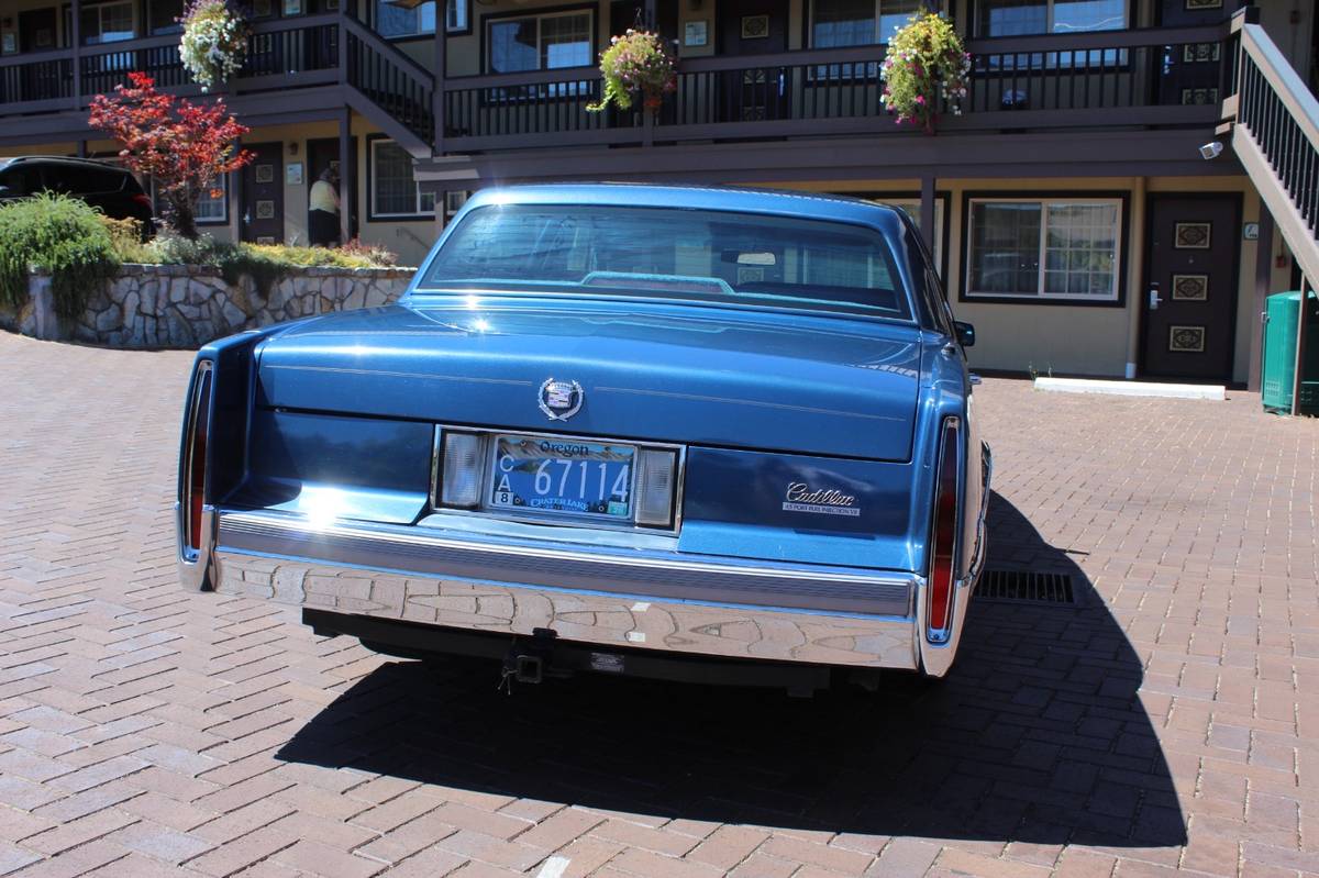 Cadillac-deville-1990-blue-7