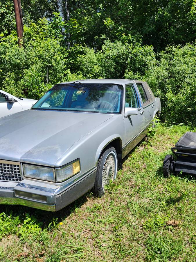 Cadillac-deville-1990-grey