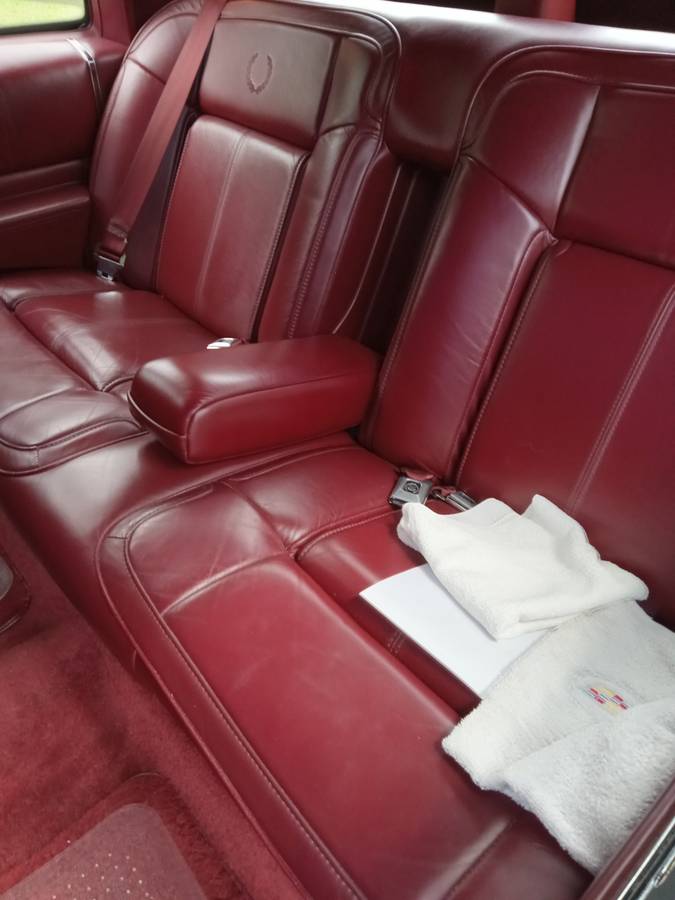 Cadillac-deville-1990-red-1