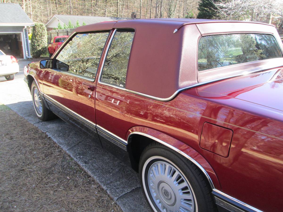 Cadillac-deville-1991-red-2