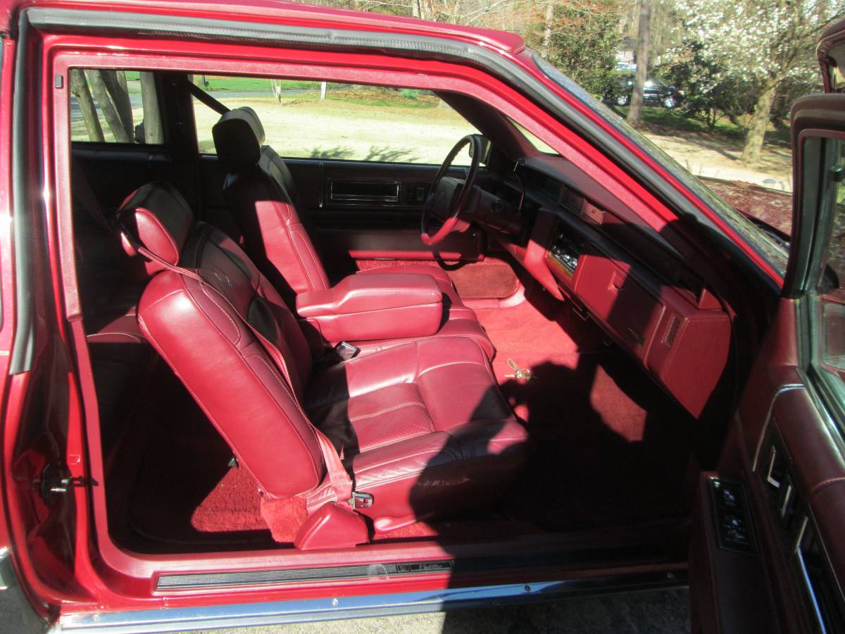 Cadillac-deville-1991-red-4