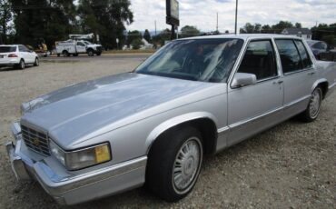 Cadillac-deville-1991-silver-1