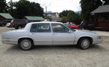 Cadillac-deville-1991-silver