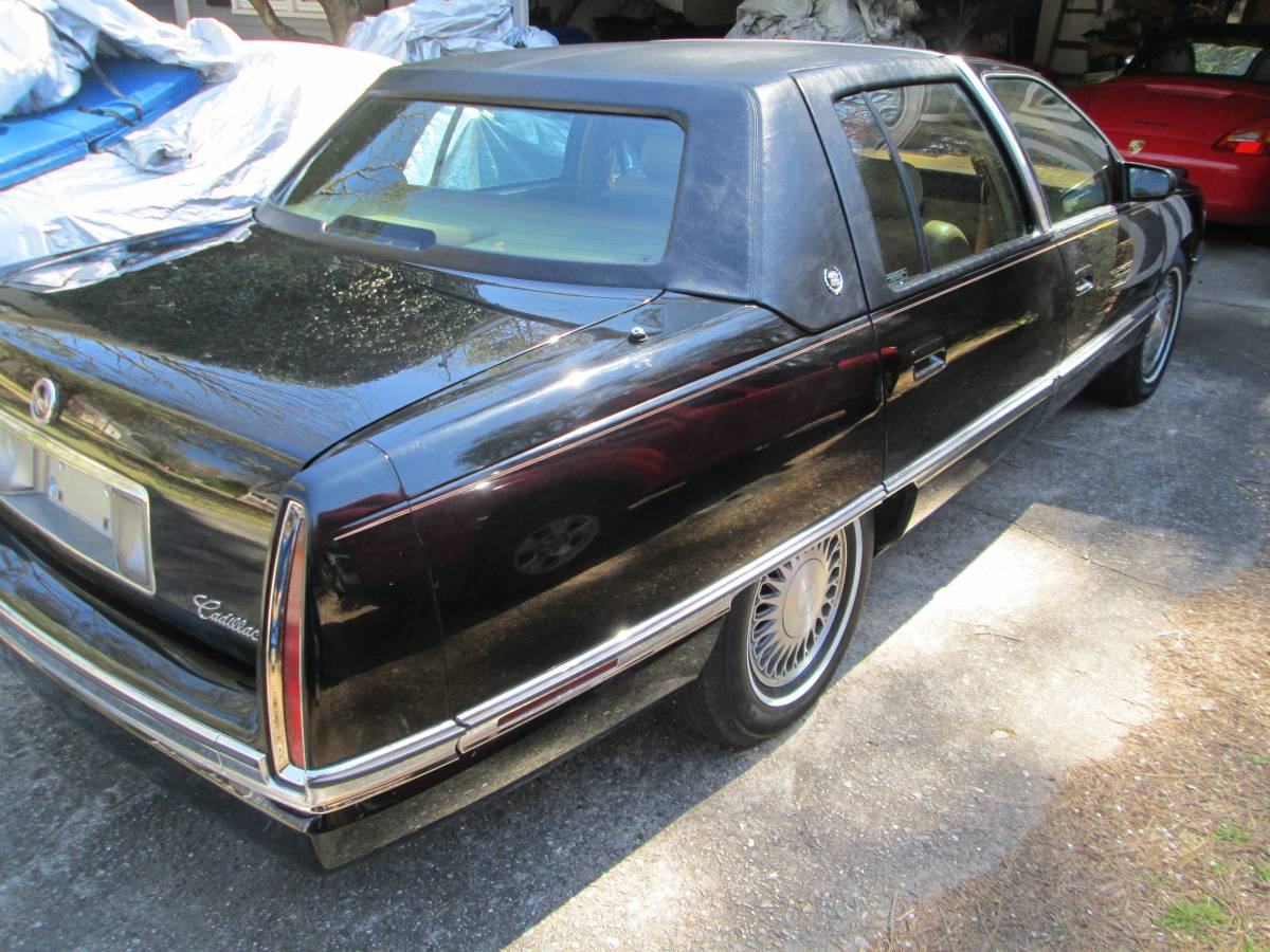 Cadillac-deville-1994-black-2
