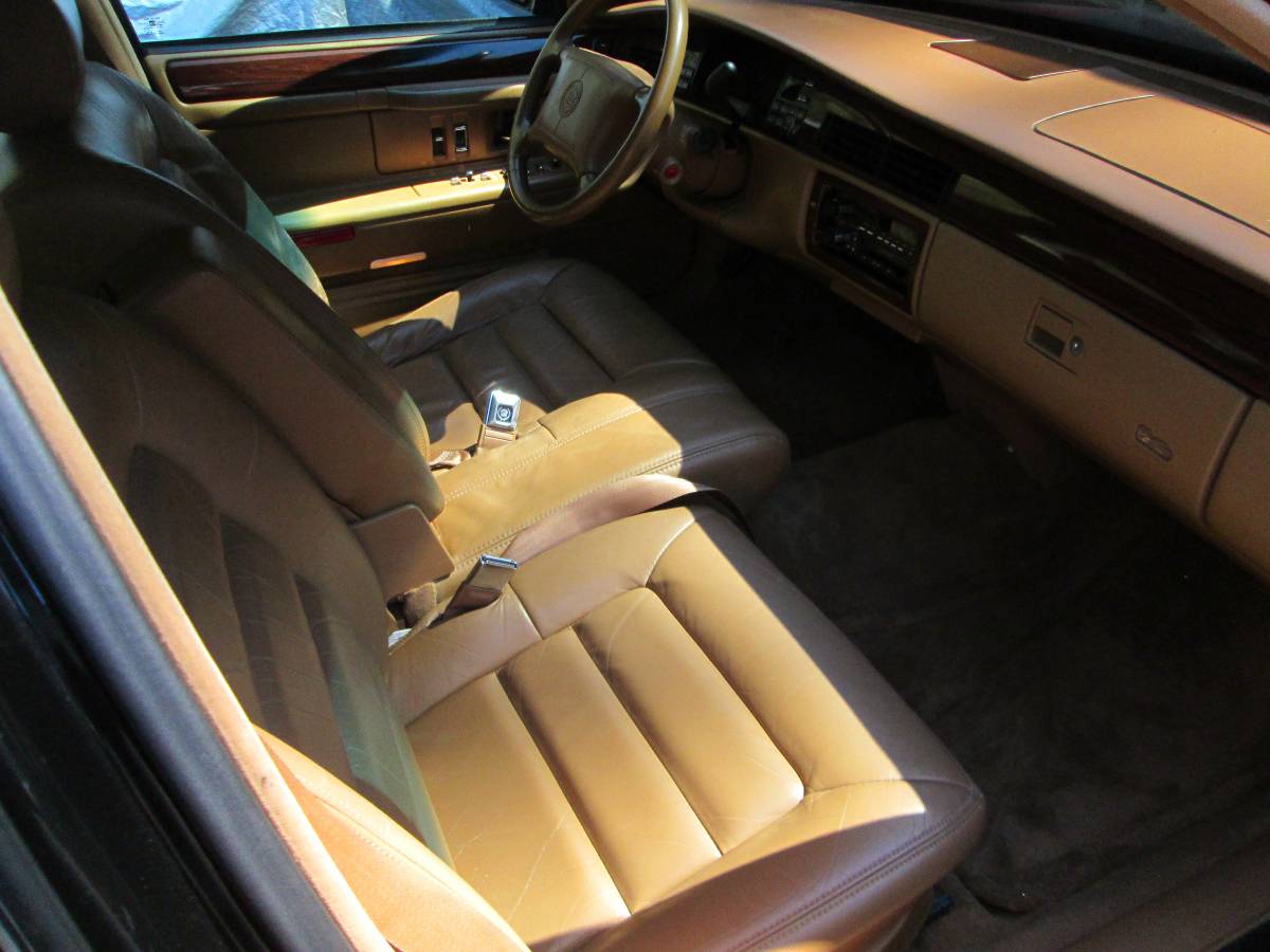 Cadillac-deville-1994-black-5