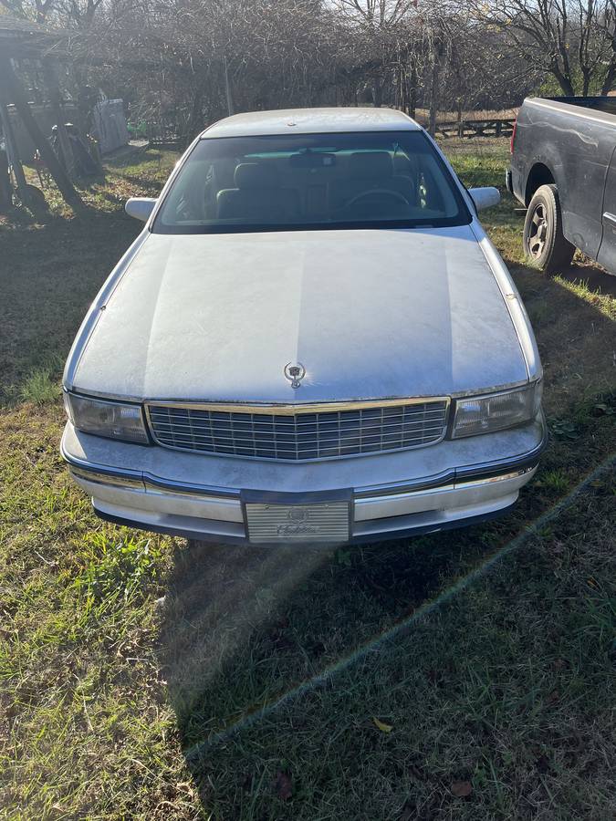 Cadillac-deville-1994-white-1