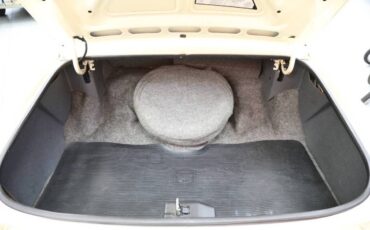 Cadillac-deville-base-2dr-coupe-1983-15