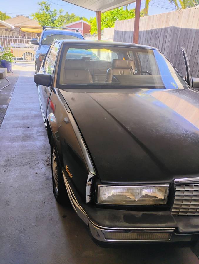 Cadillac-el-dorado-1988-black-3