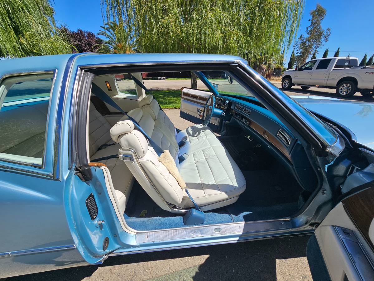 Cadillac-eldorado-1975-14