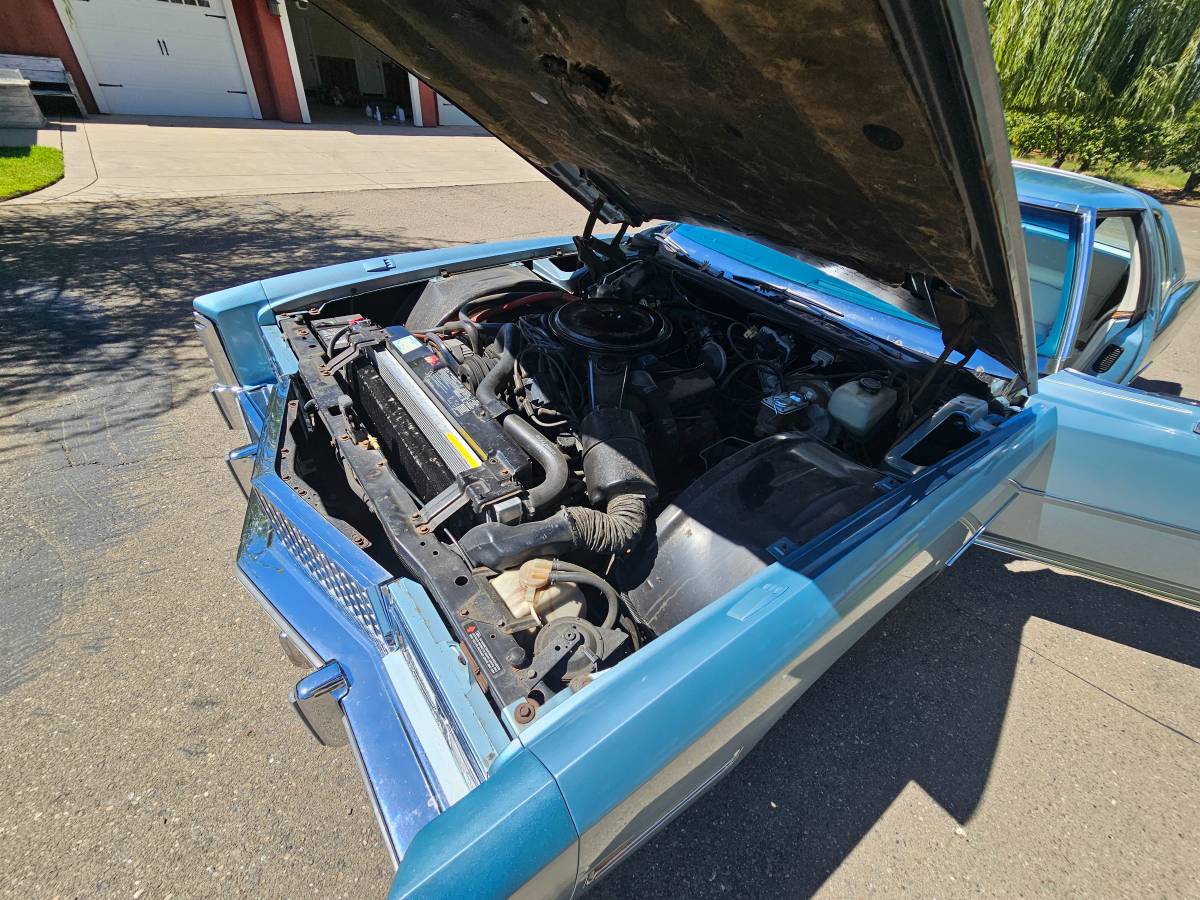 Cadillac-eldorado-1975-15