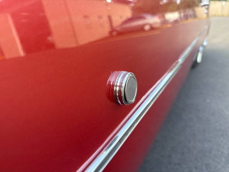 Cadillac-eldorado-1975-custom-13