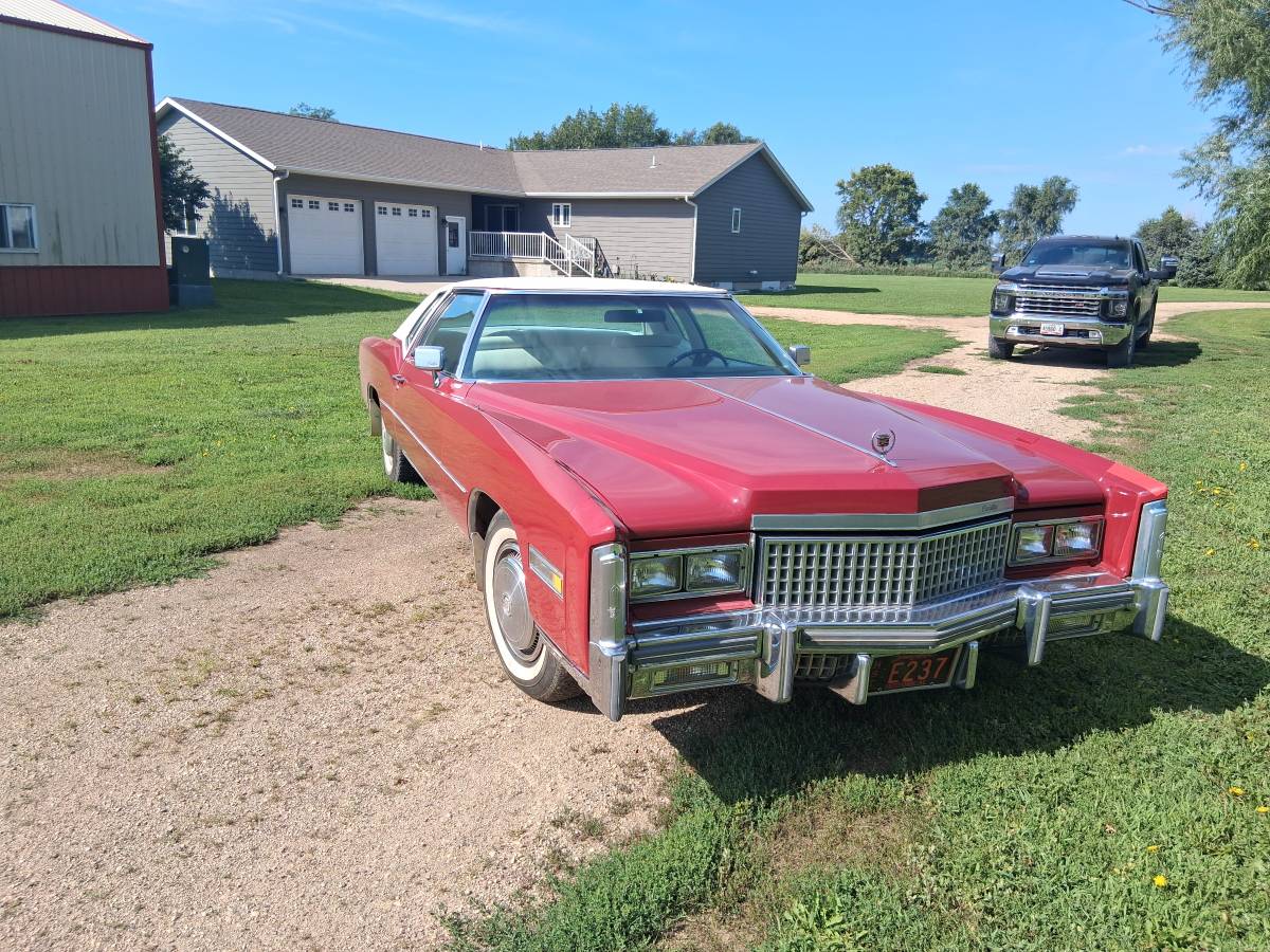 Cadillac-eldorado-1975-red-1
