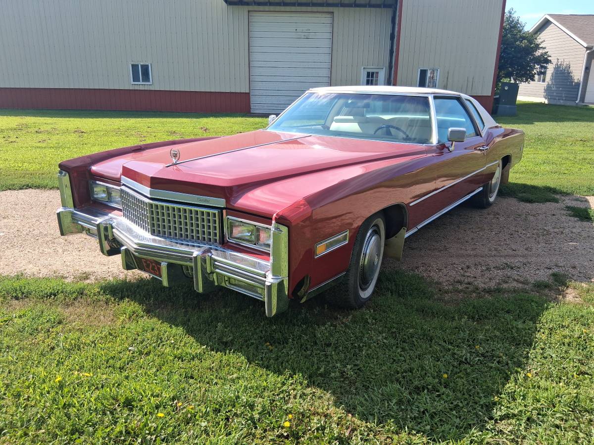 Cadillac-eldorado-1975-red-2