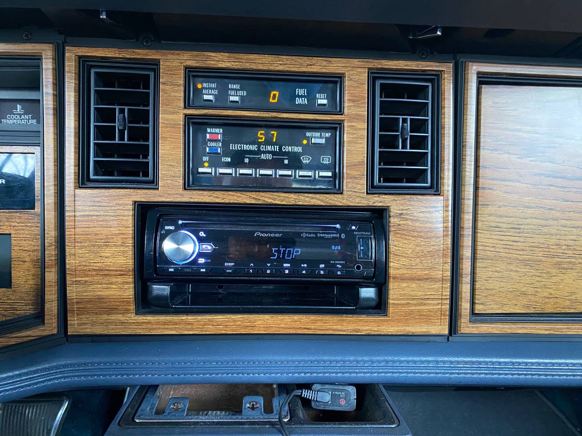 Cadillac-eldorado-1984-12