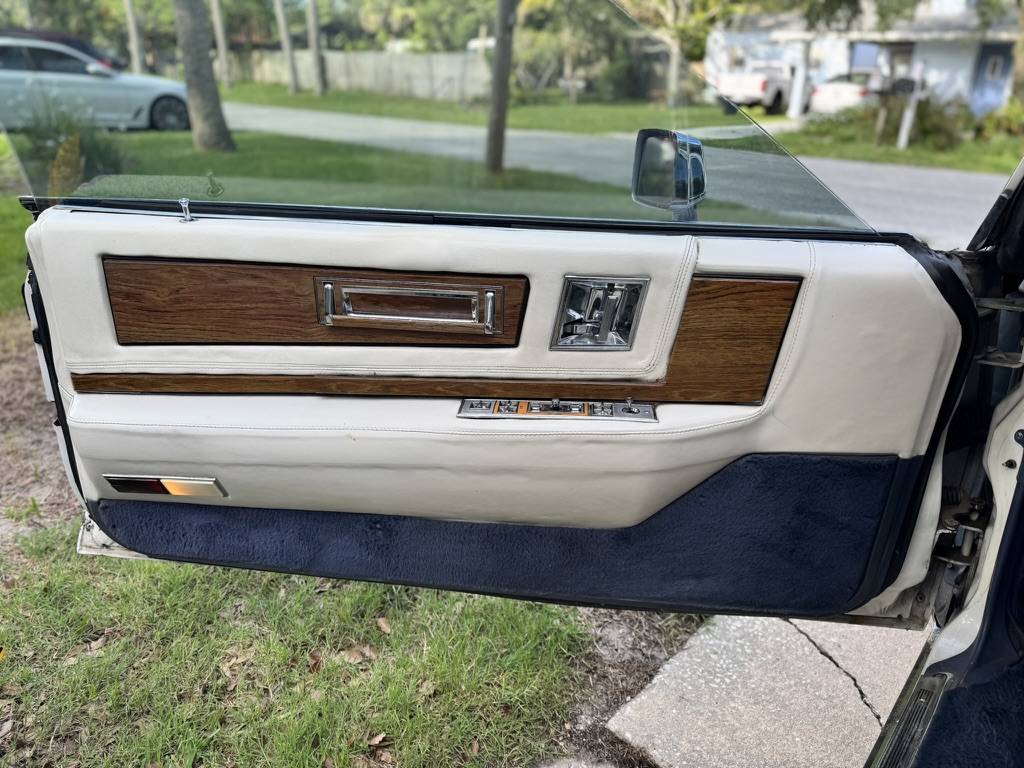 Cadillac-eldorado-1984-white-17